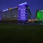 Novotel Paris Cdg Airport Villepinte Hotel 4*