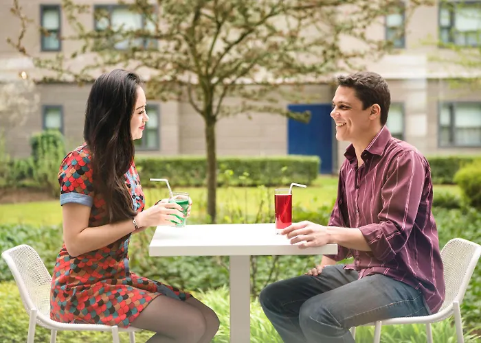 酒店 诺富特套房酒店 - 巴黎戴高乐机场维勒班 4*